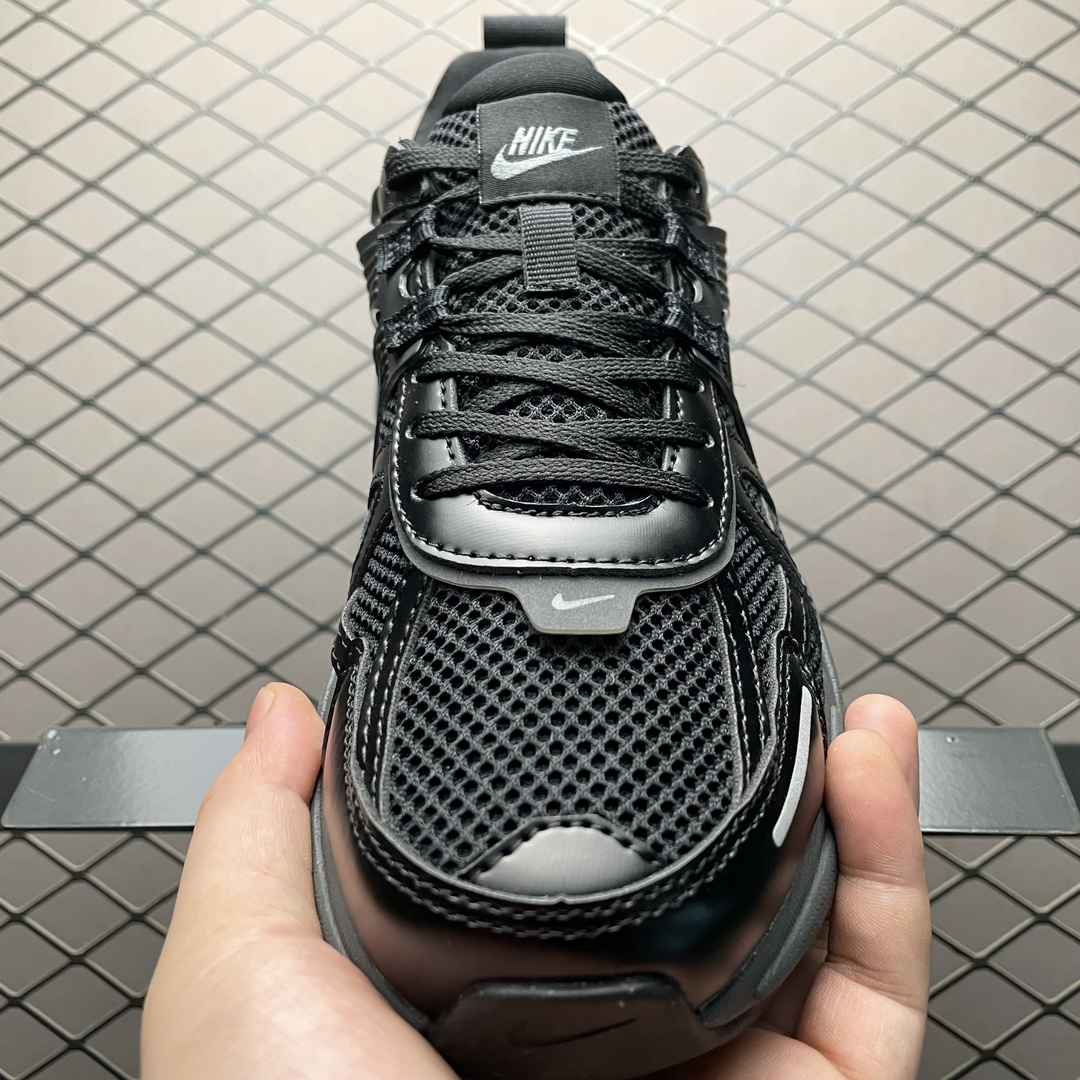 Nike Sneakers-177