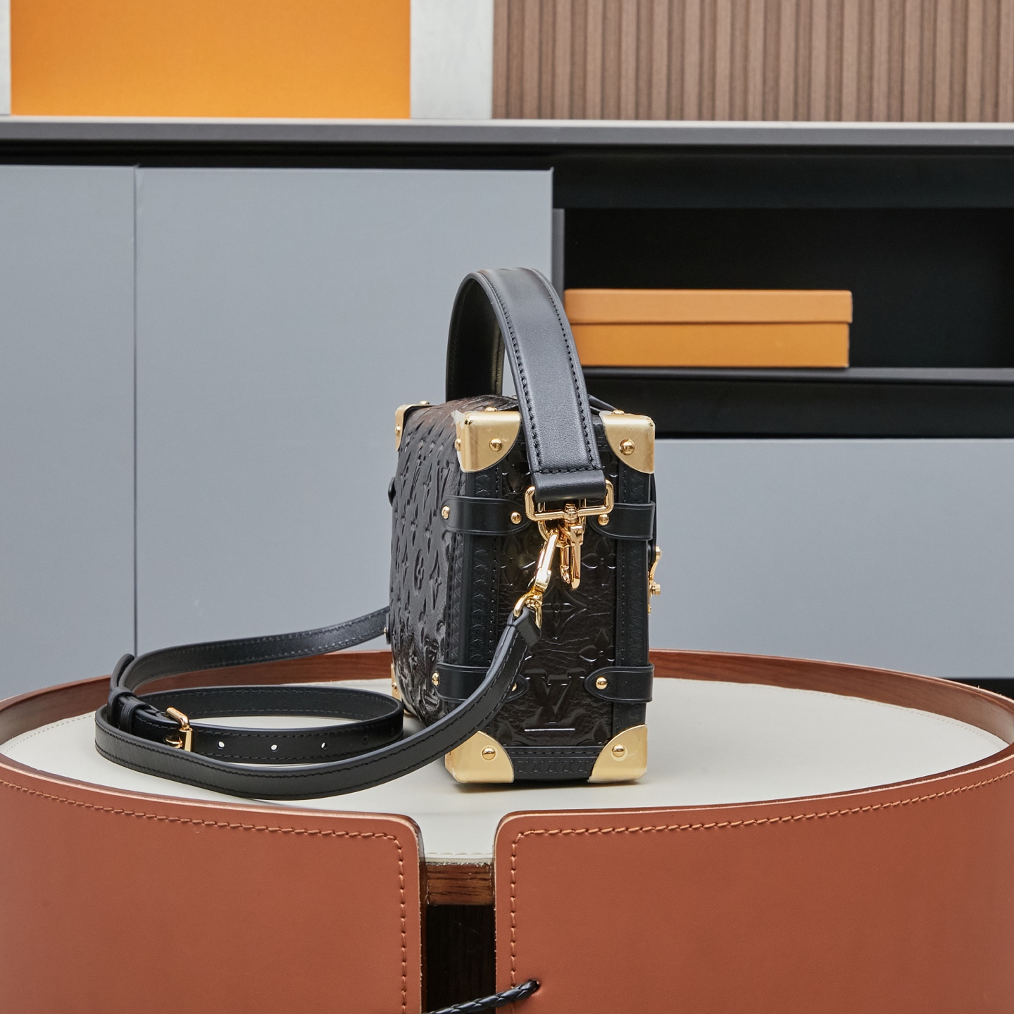 Louis Vuitton Hot New Product-189