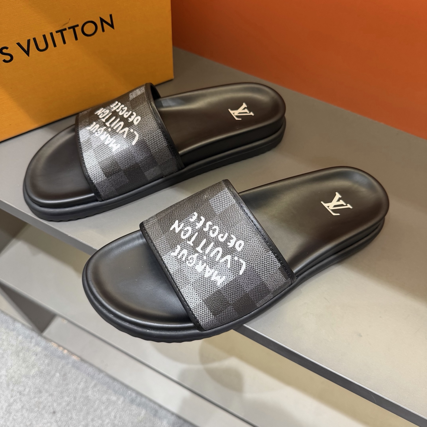 LV Summer footwear