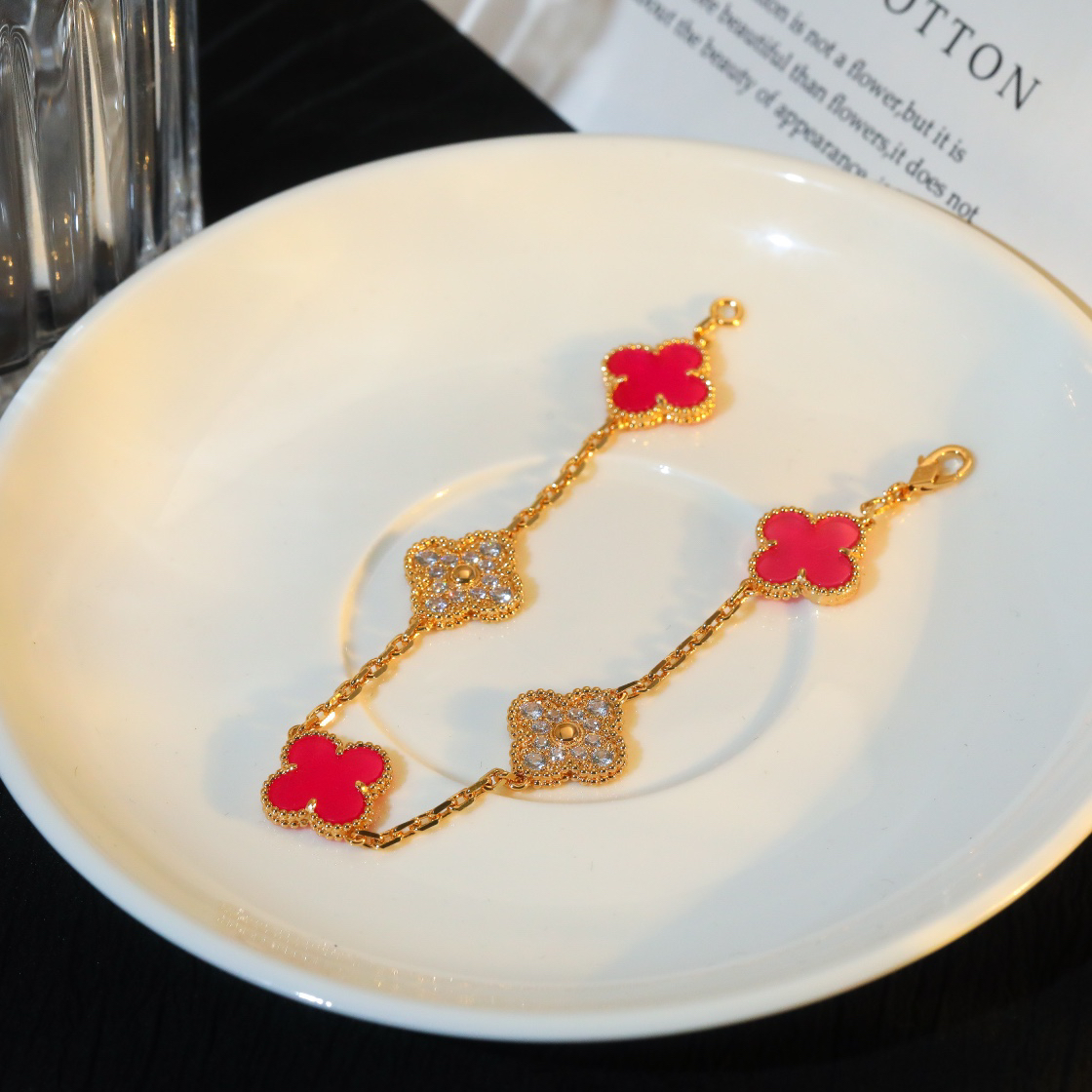 Van Cleef & Arpels Bracelet-72