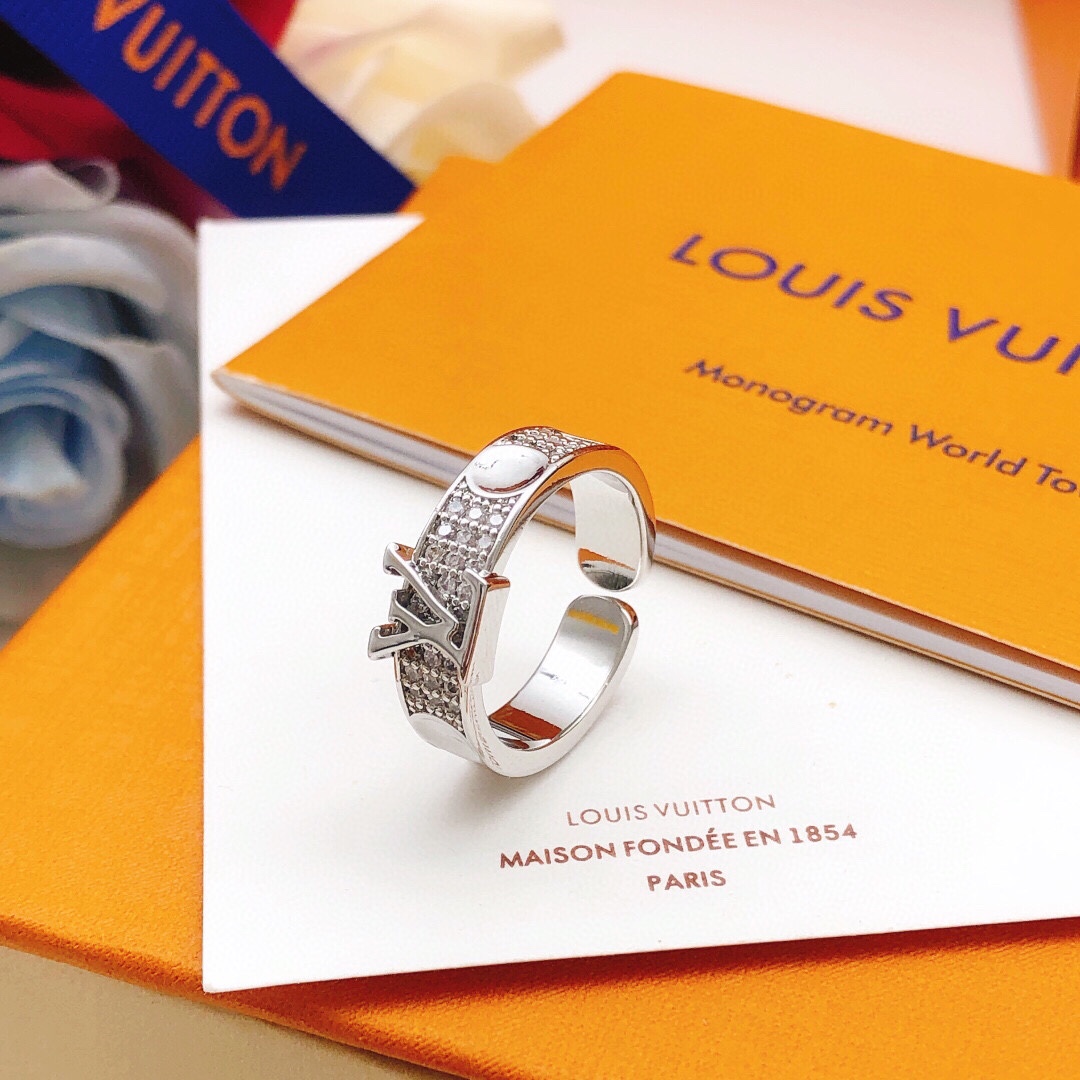 LV ring-77