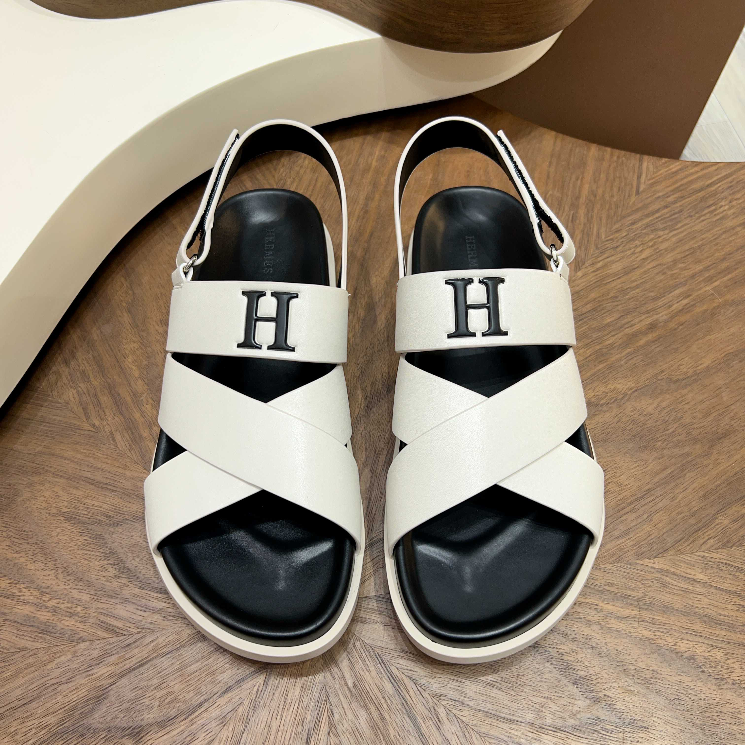 Hermes Summer footwear