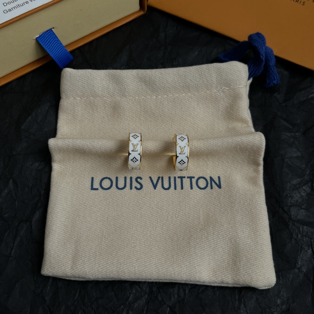 LV earrings-18