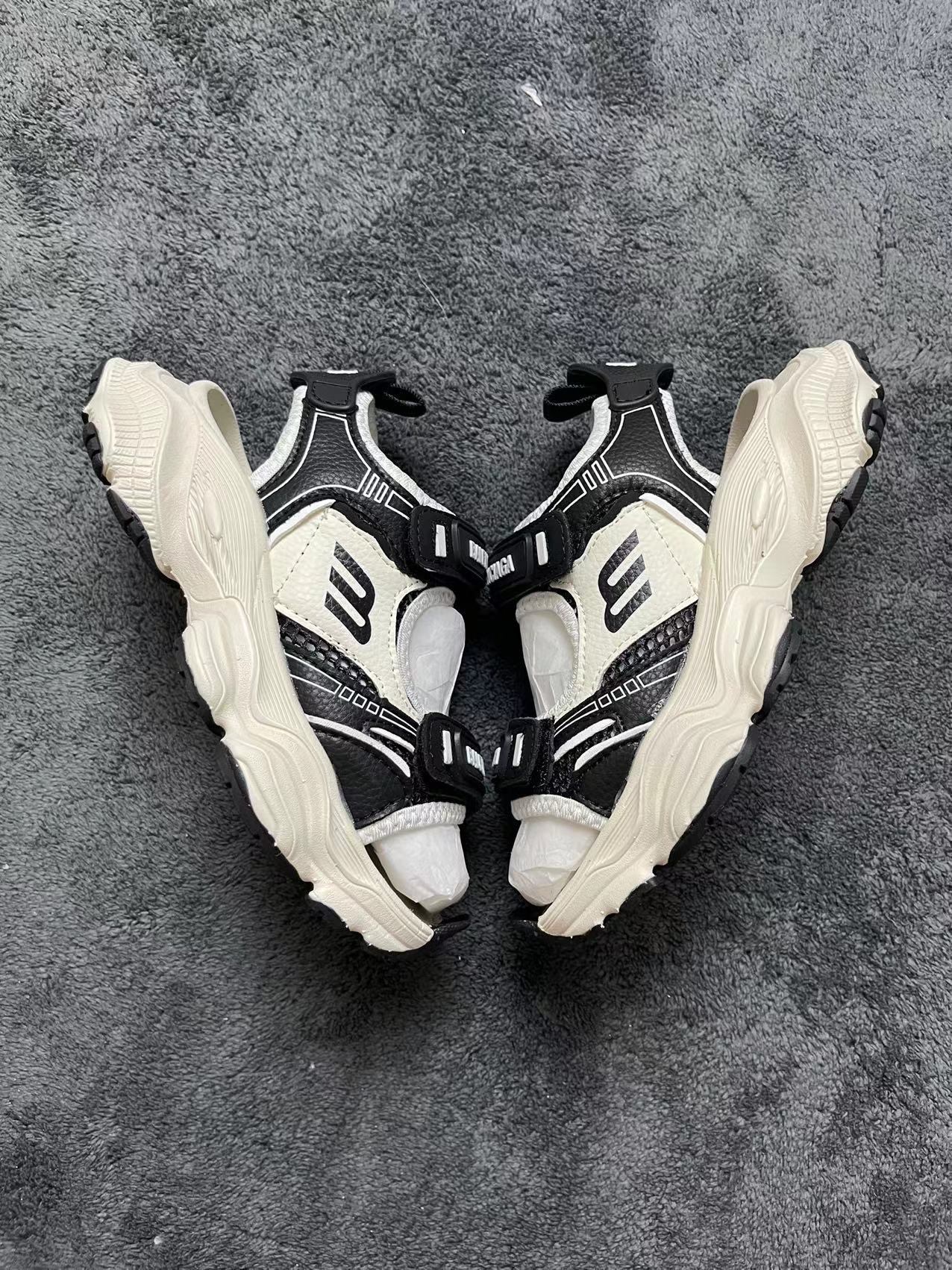 Balenciaga Summer footwear