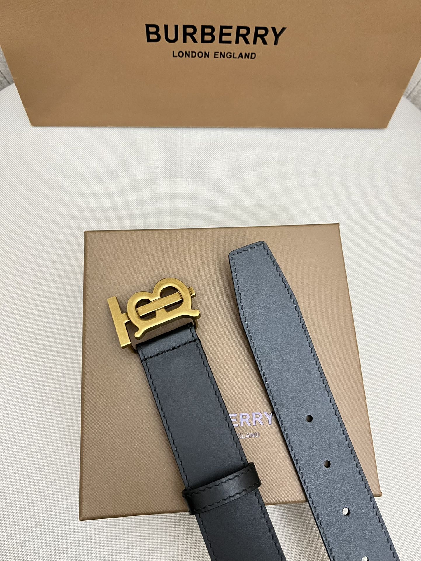 Burberry belt-96