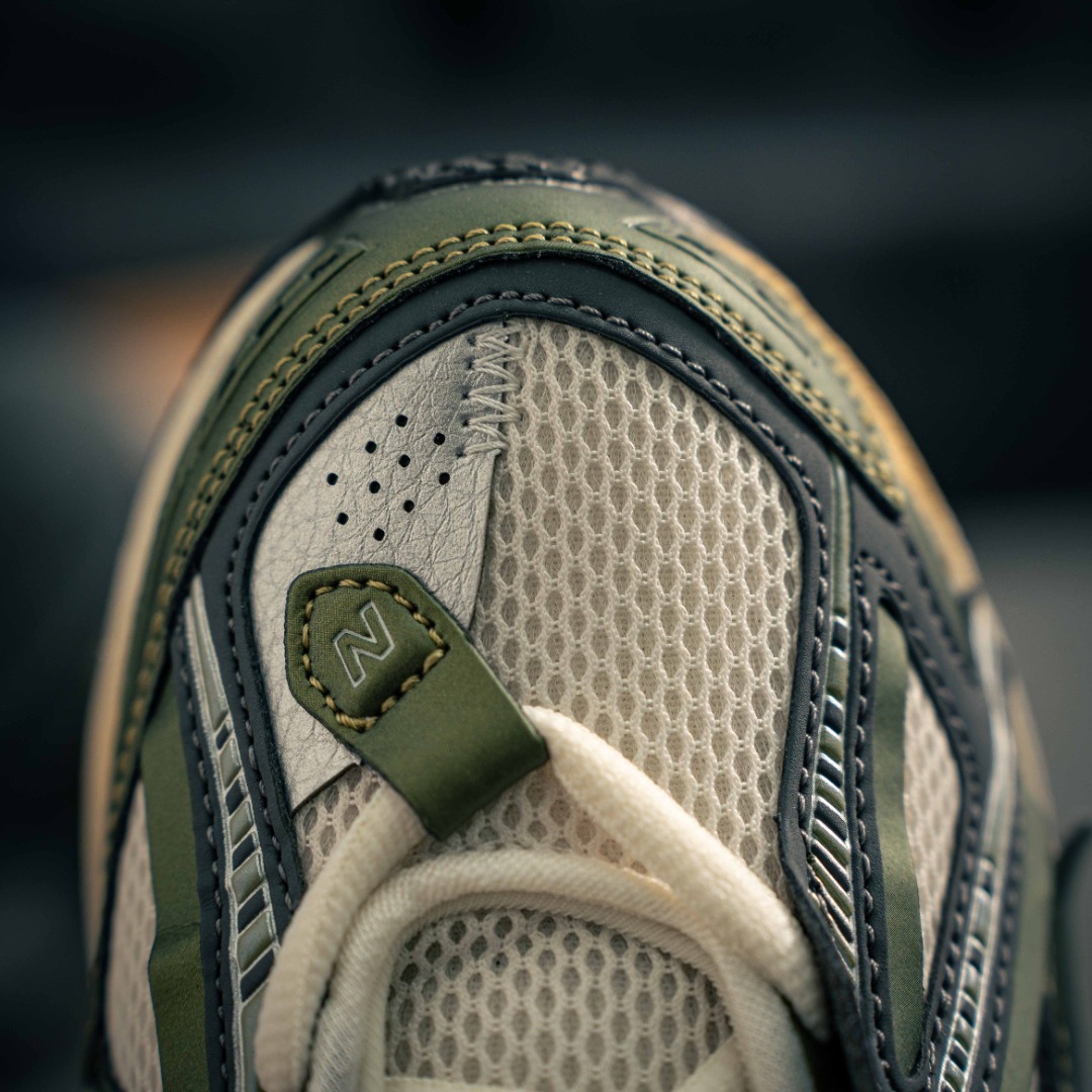 New Balance Sneakers-352