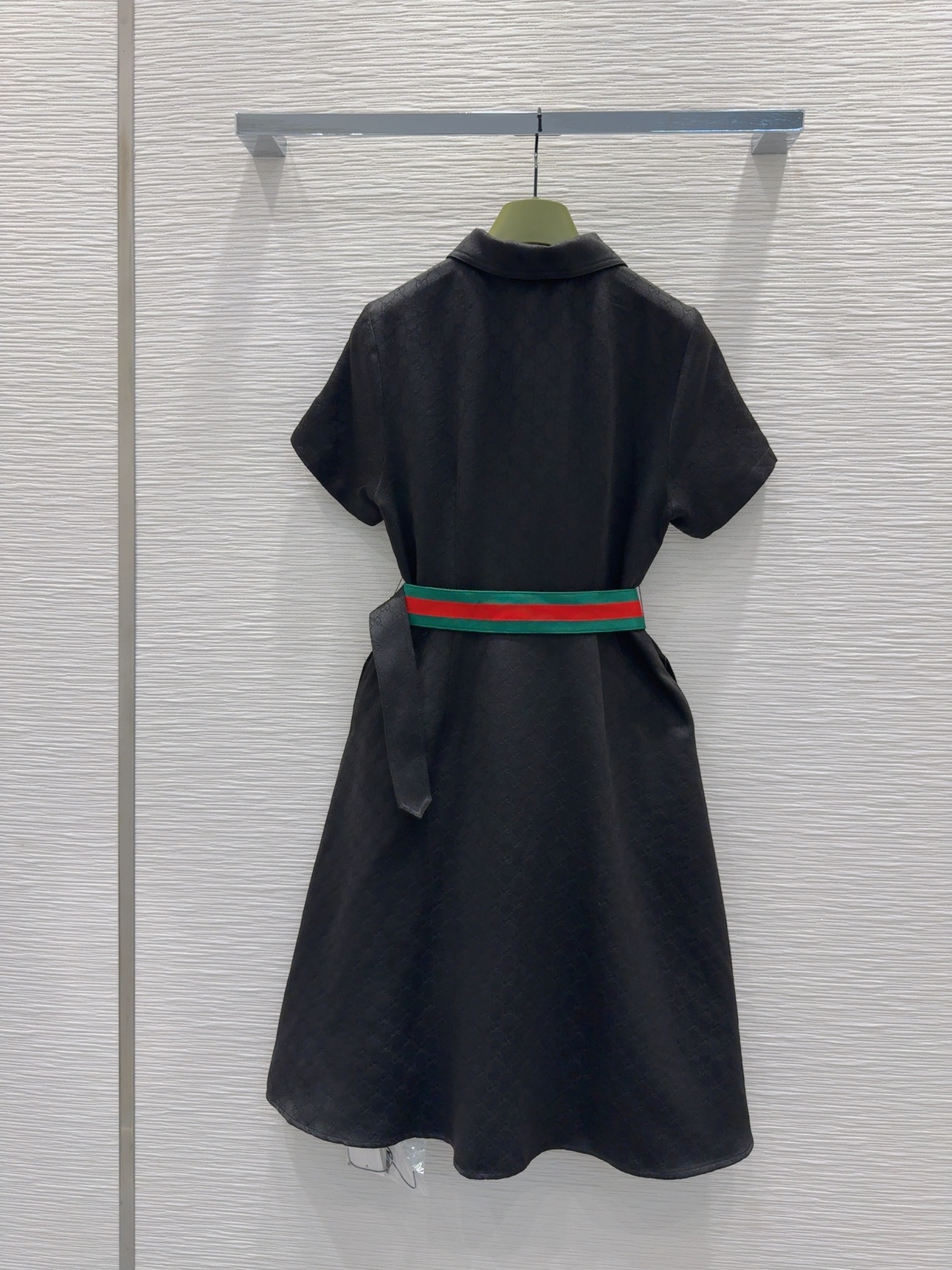 Gucci clothing-216