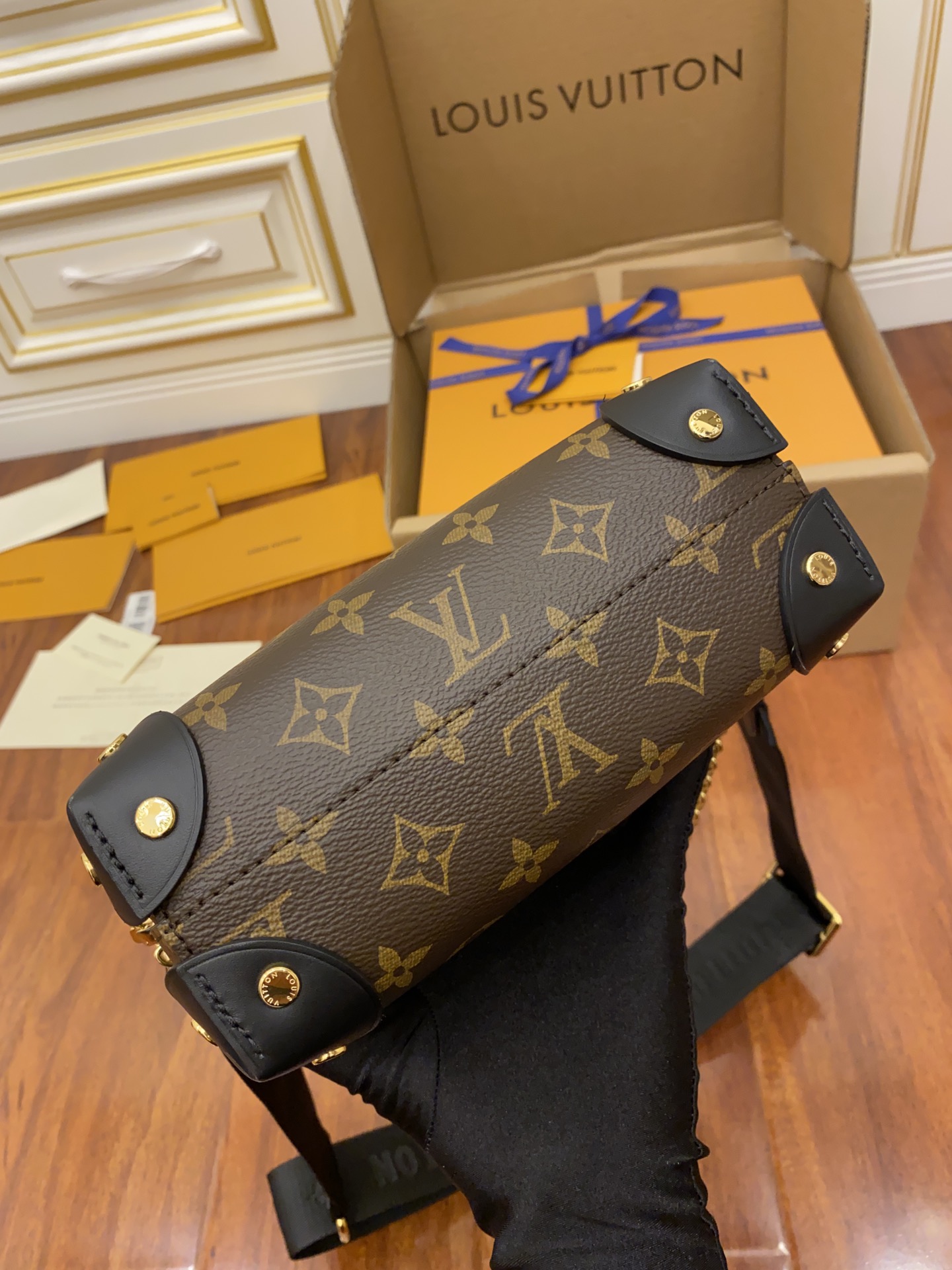 Louis Vuitton Hot New Product-71