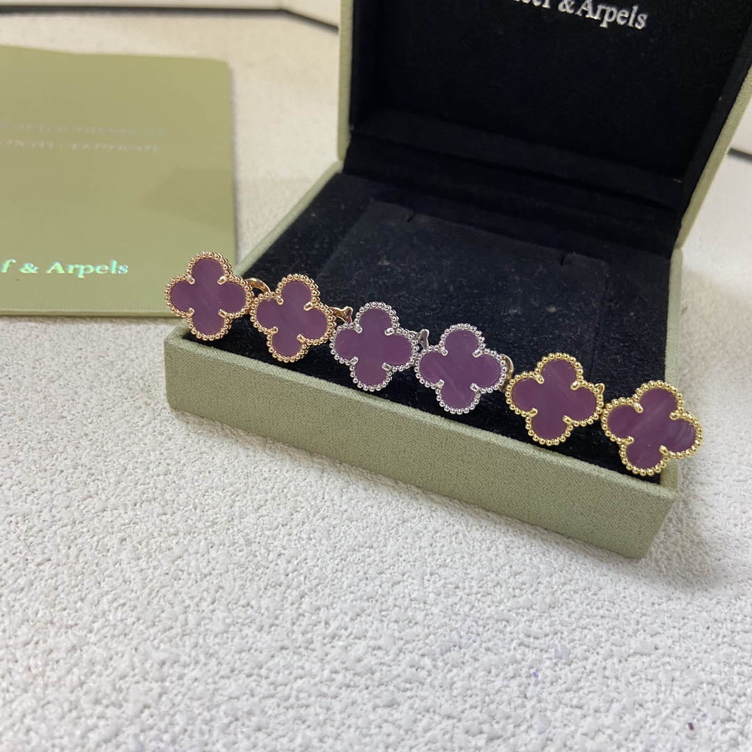 Van Cleef & Arpels earring-43