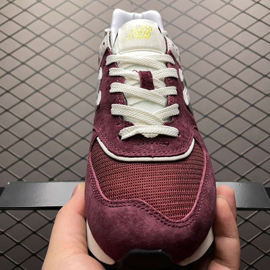 New Balance Sneakers-57