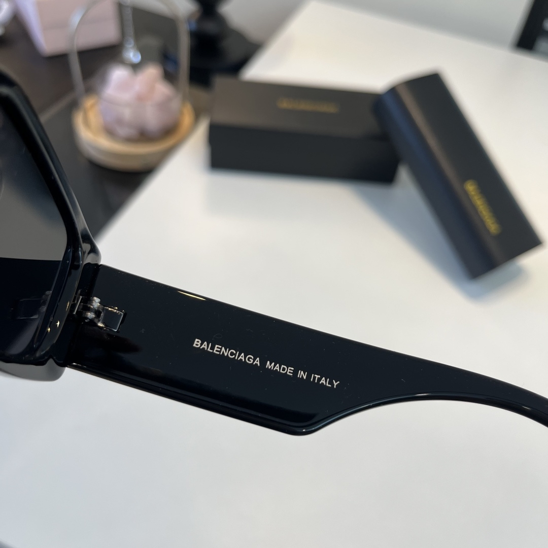 Balenciaga glasses-41