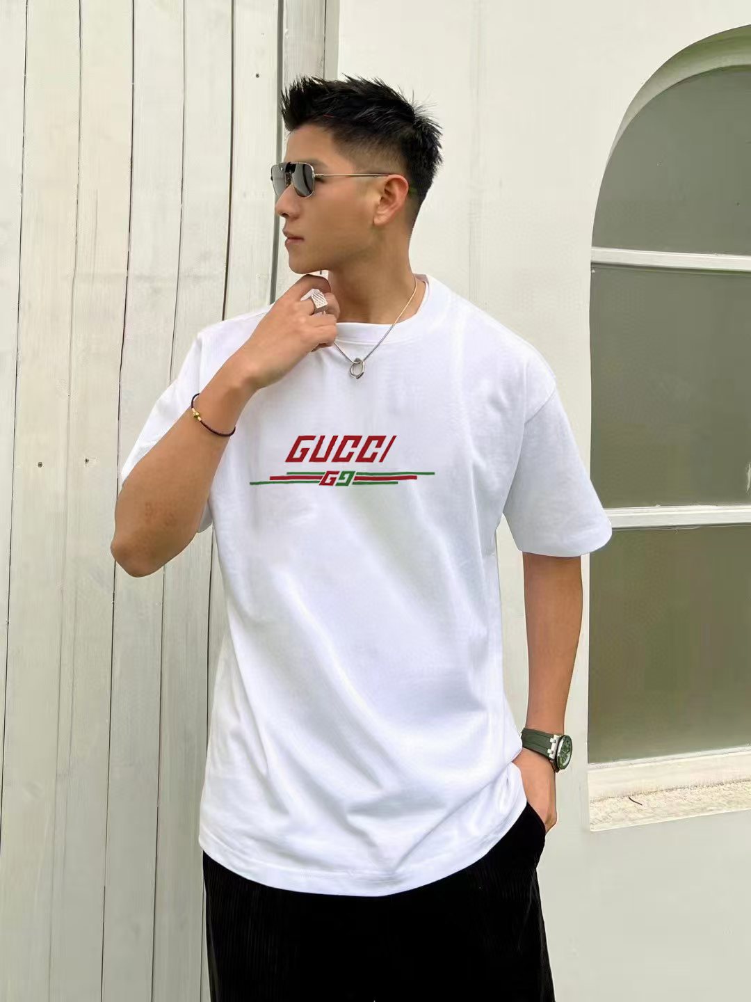 Gucci clothing-229