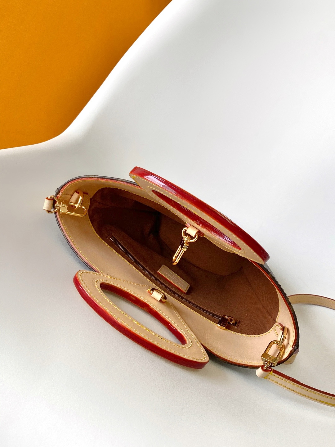 Louis Vuitton Hot New Product-26