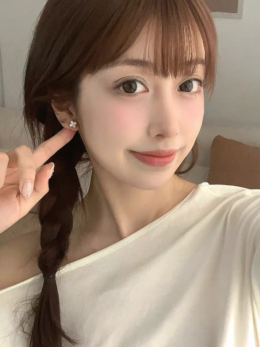 Van Cleef & Arpels earring-109