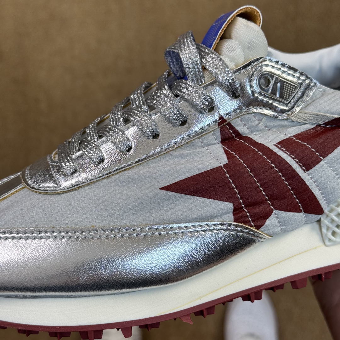 Golden Goose Sneakers-16