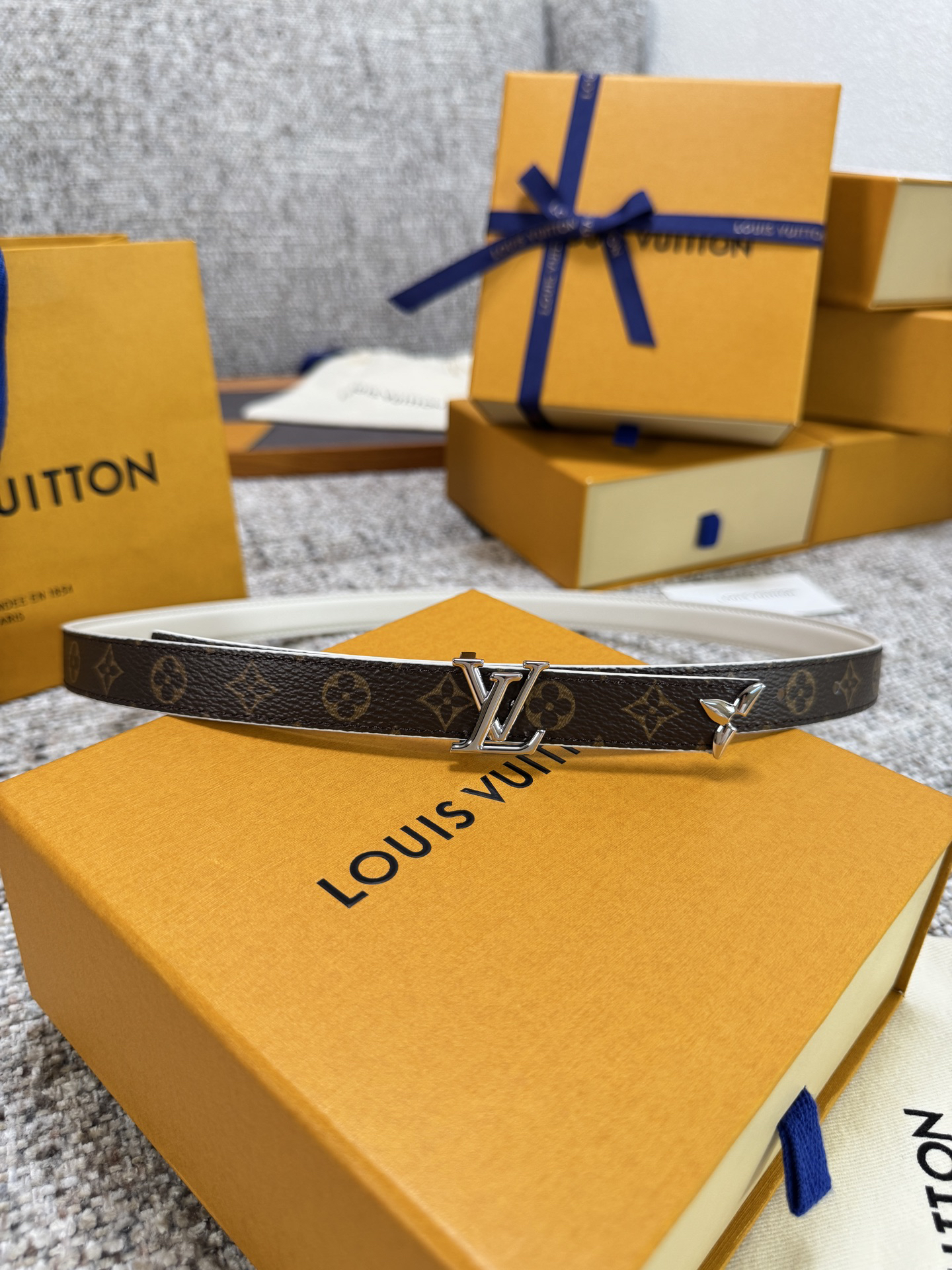 Lv belt-73