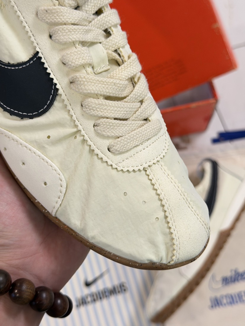 Nike Sneakers-232