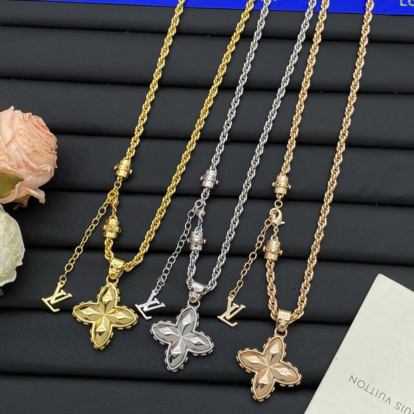LV necklace-72