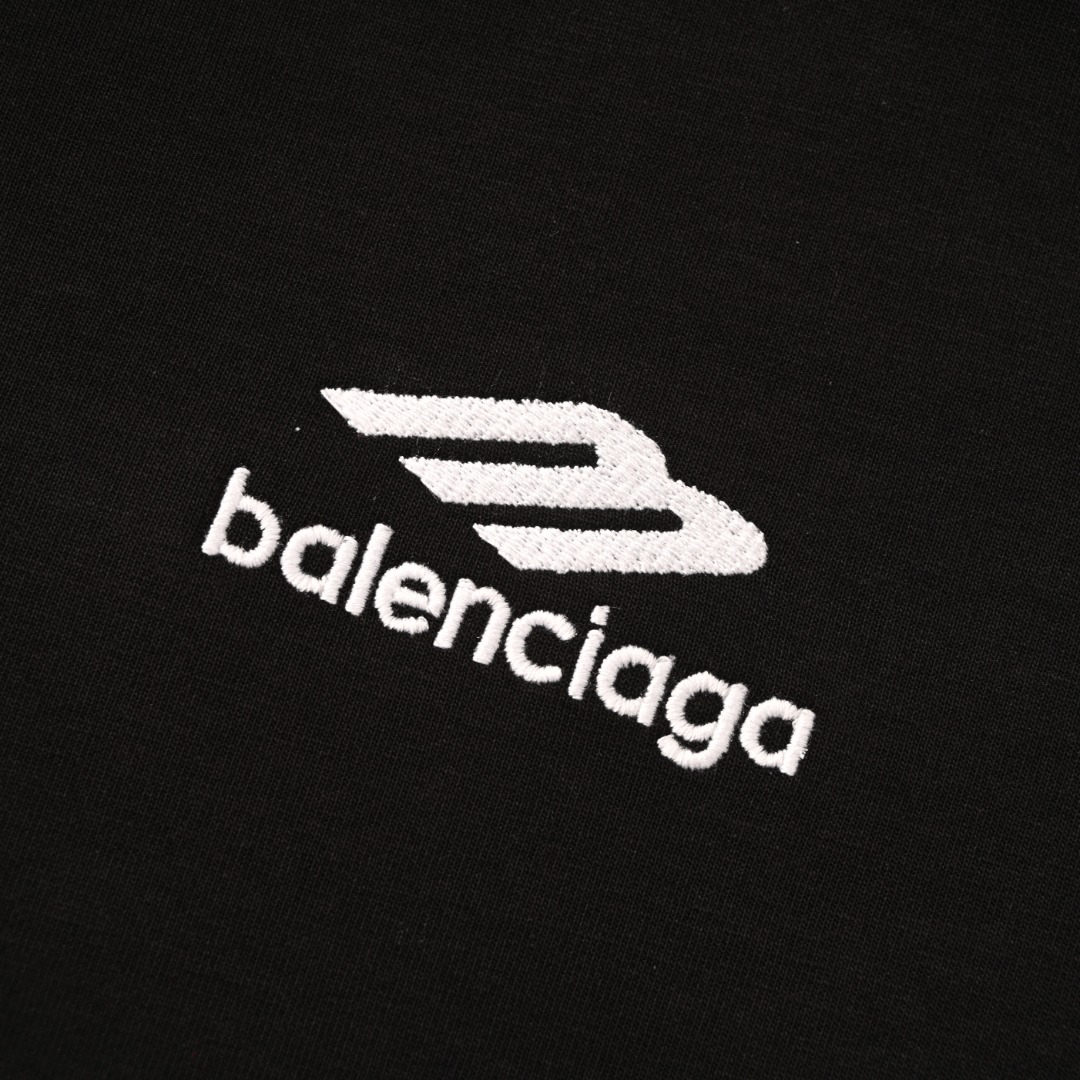 Balenciaga Clothing-366