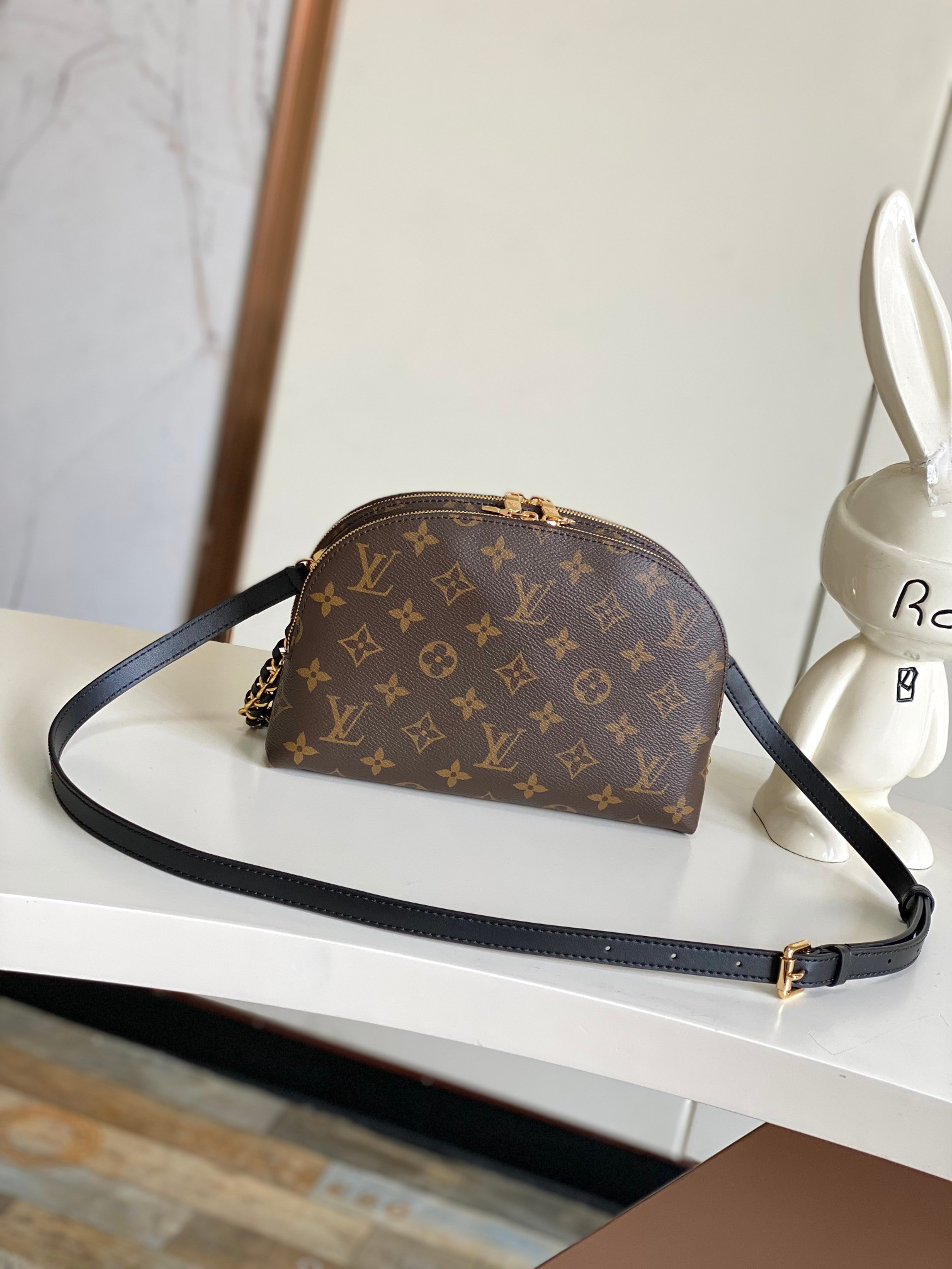 Louis Vuitton Hot New Product-175
