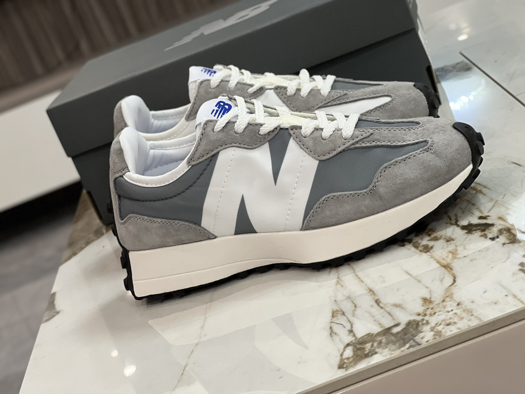 New Balance Sneakers-144