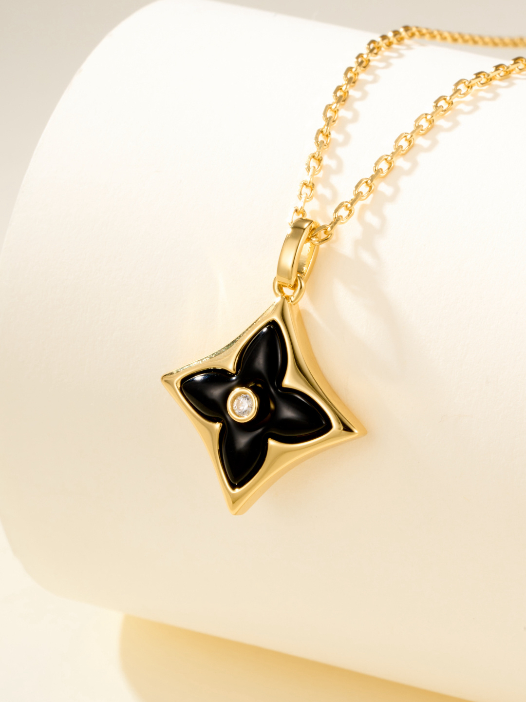 LV necklace-47