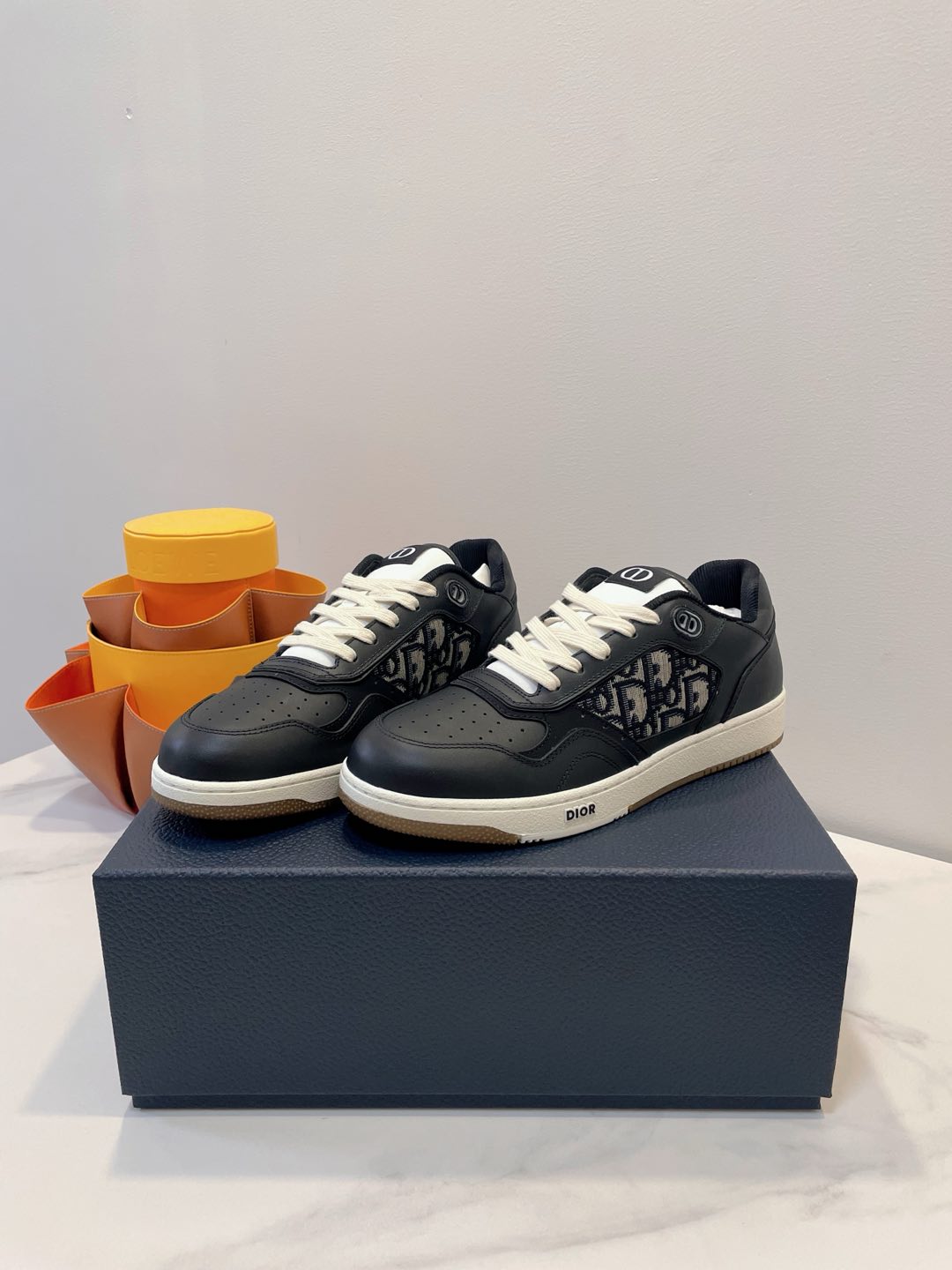 Dior Sneakers-129