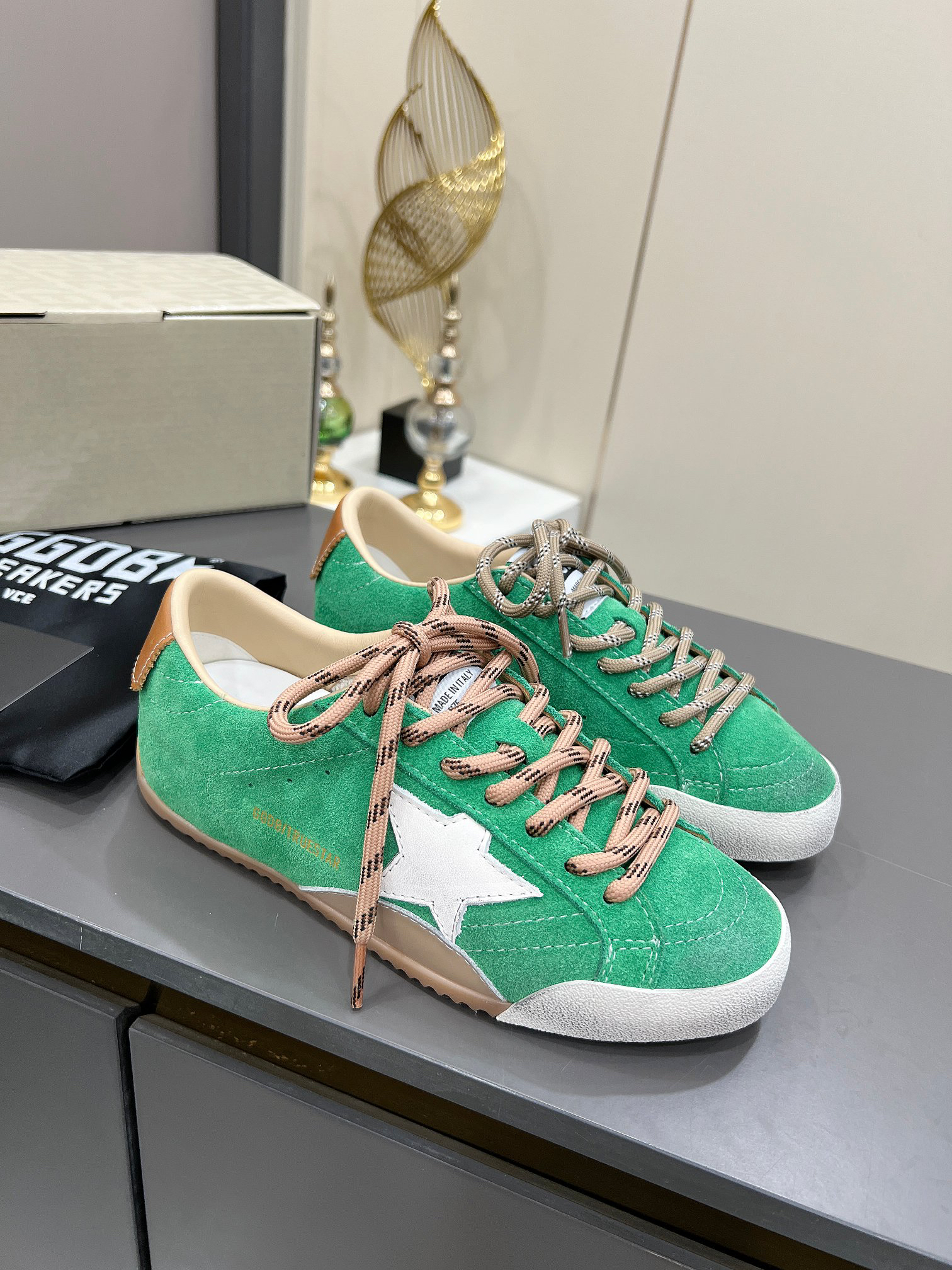 Golden Goose Sneakers-15