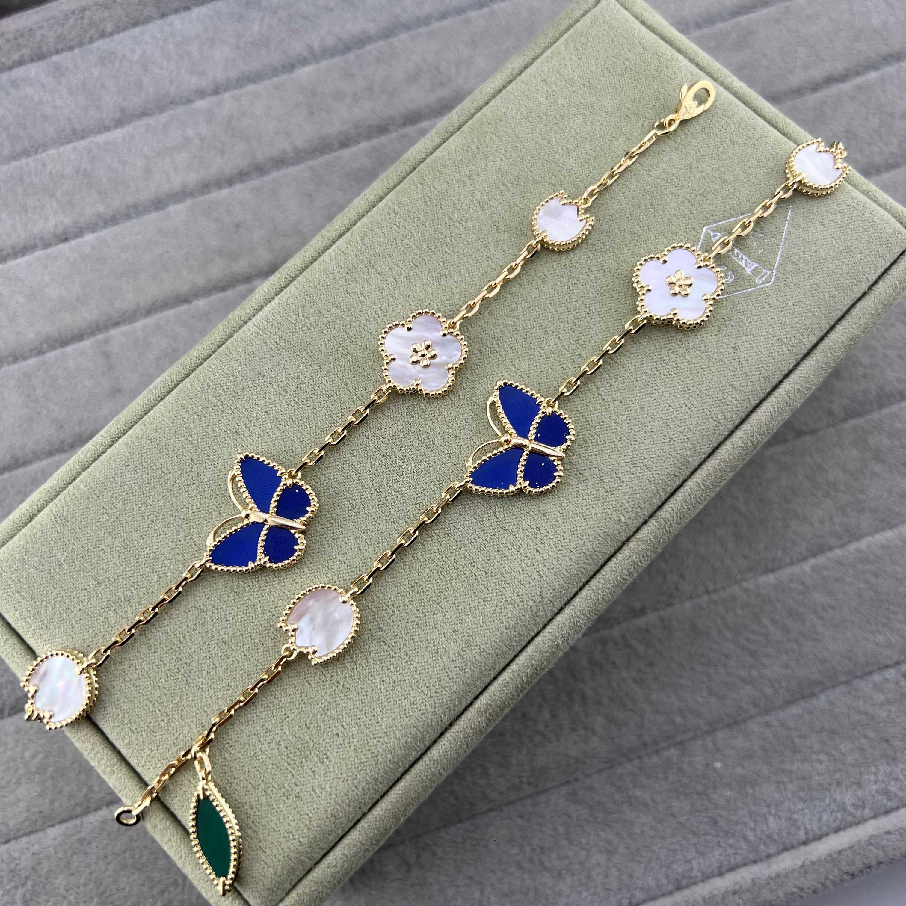 Van Cleef & Arpels Bracelet-1