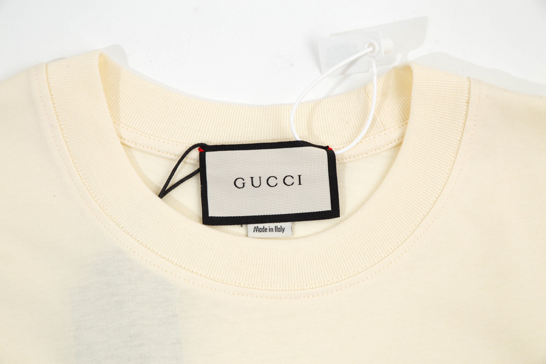 Gucci clothing-72