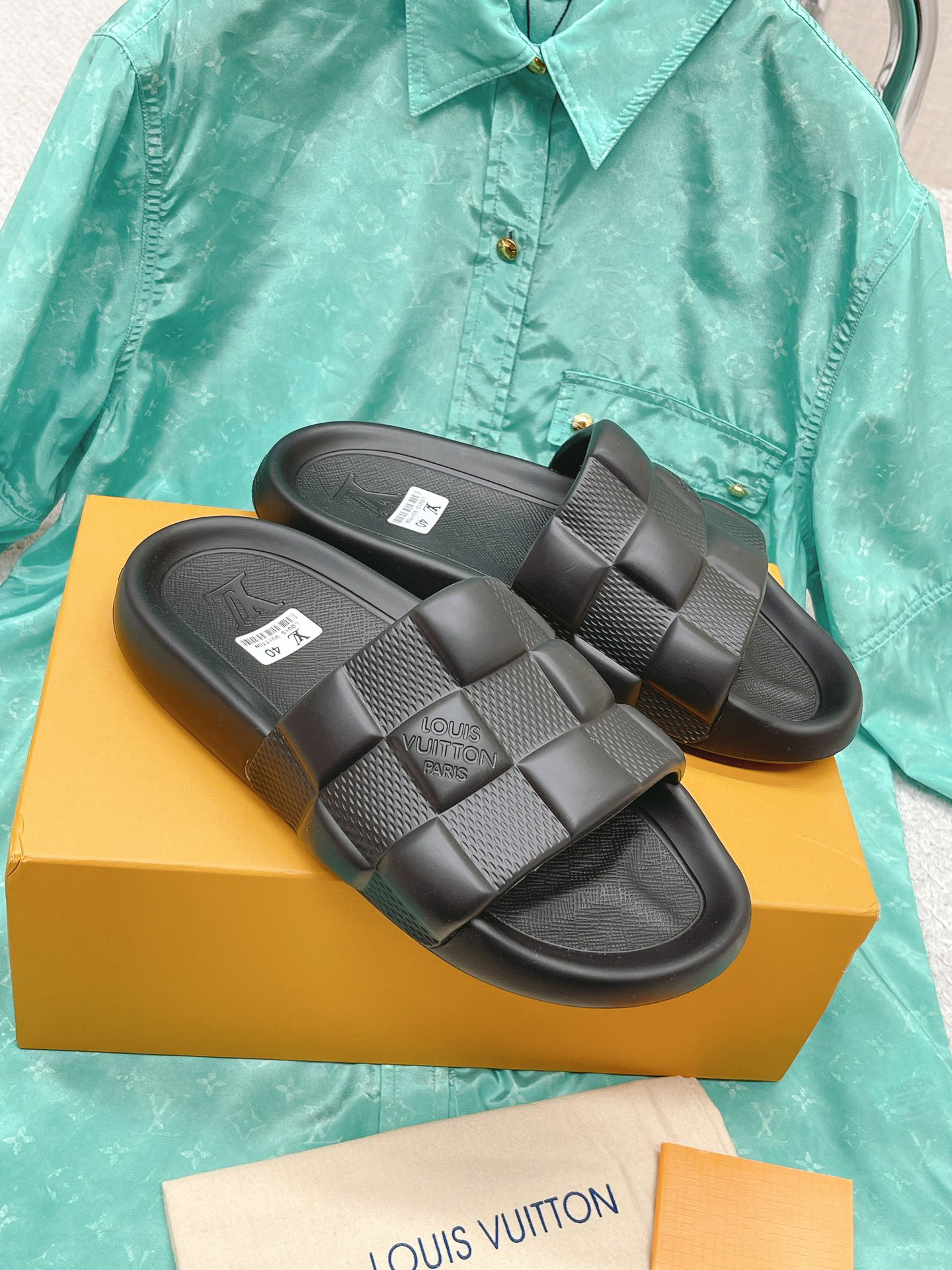 LV Summer footwear
