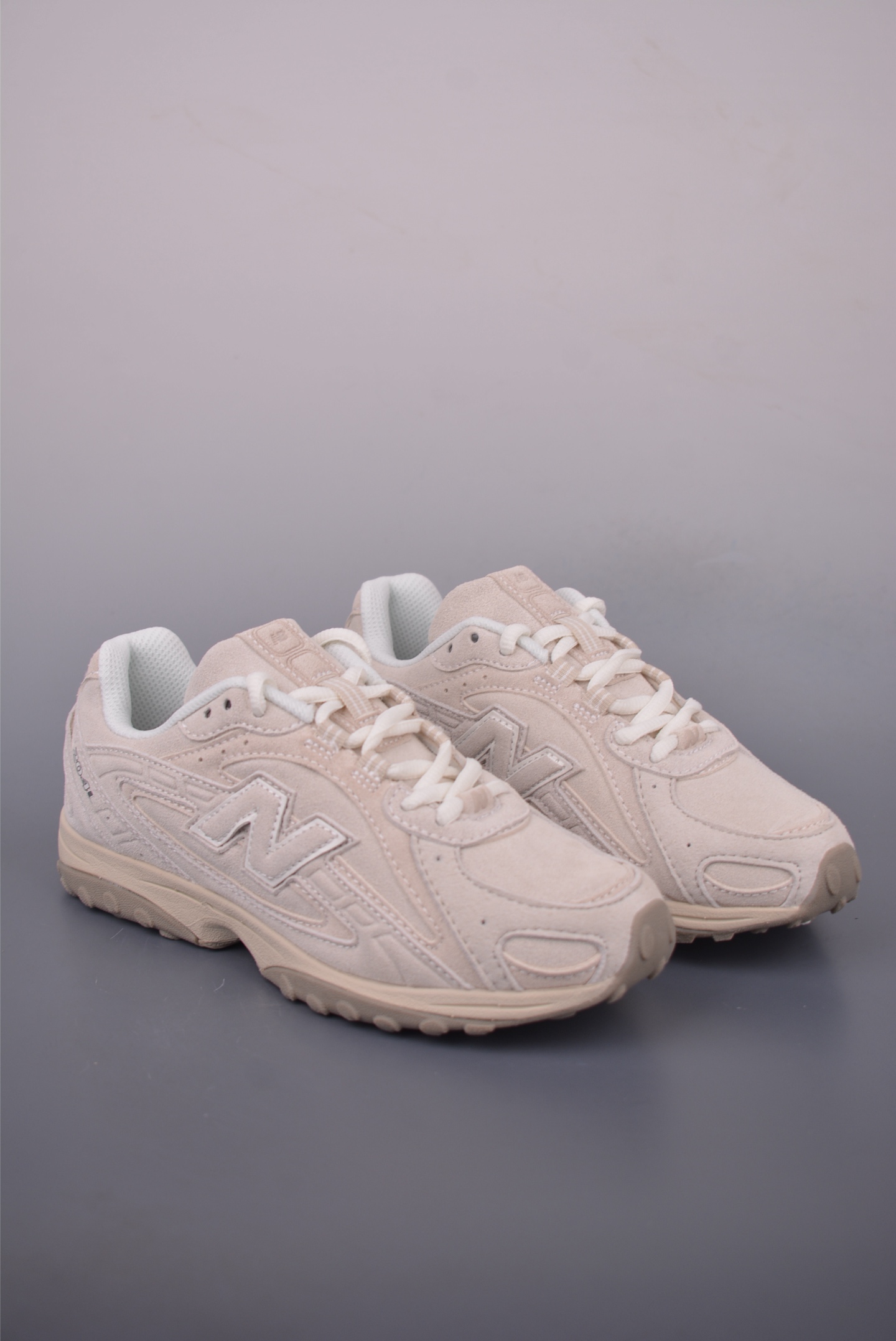 New Balance Sneakers-114