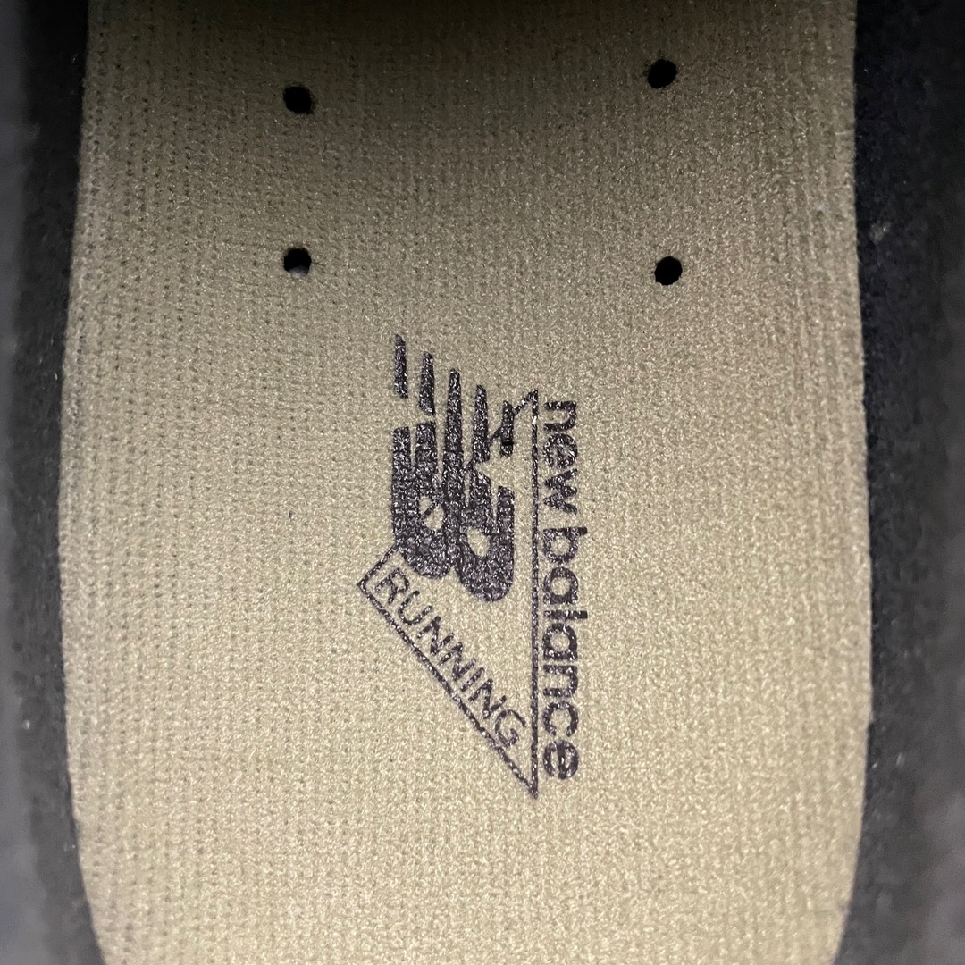 New Balance Sneakers-250