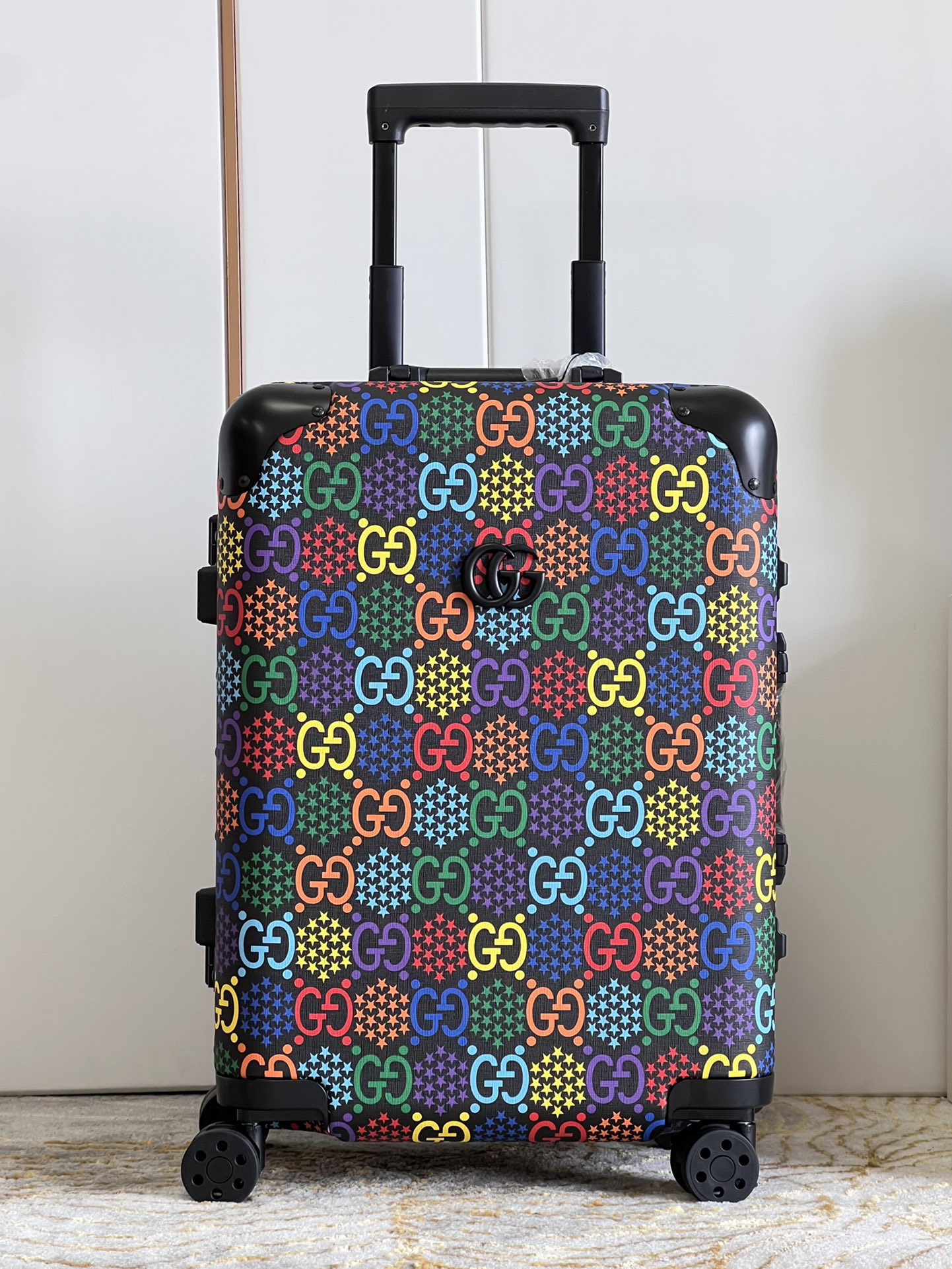 Gucci luggage-22