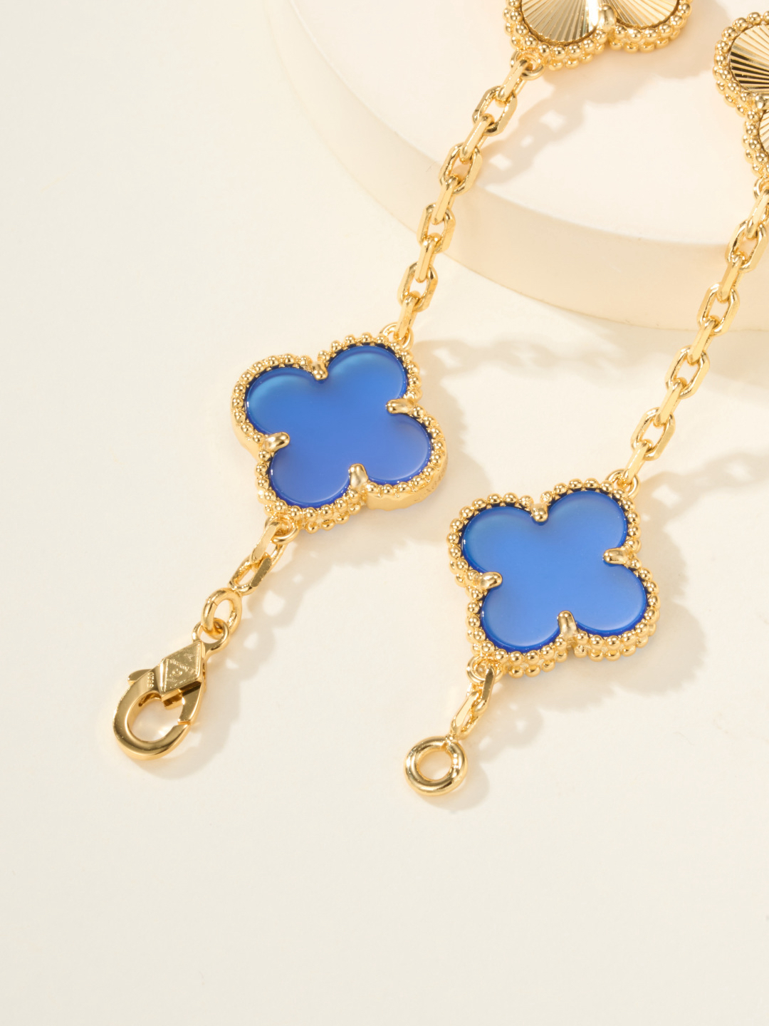 Van Cleef & Arpels Bracelet-67