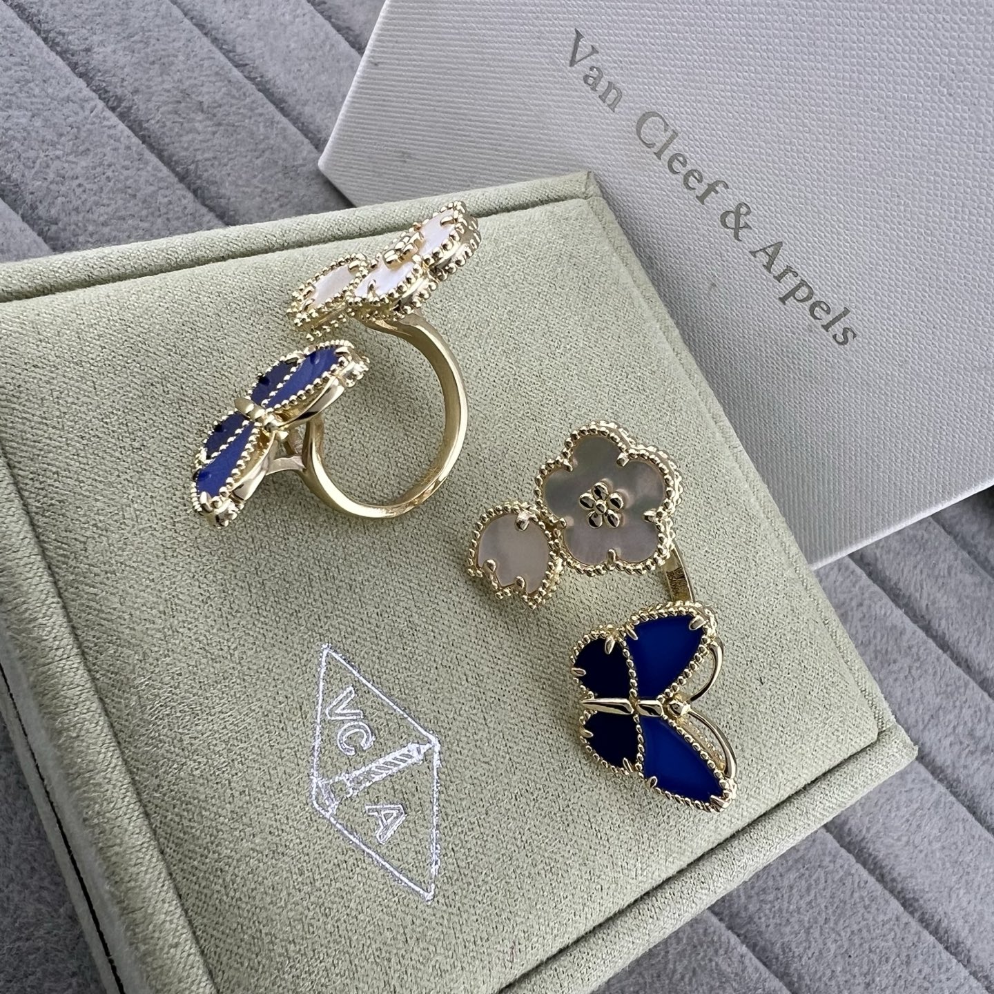 Van Cleef & Arpels ring-3