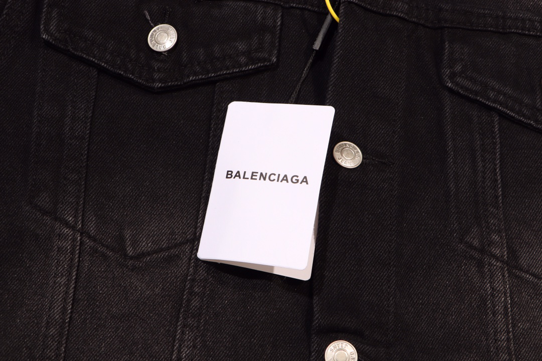 Balenciaga clothing-71