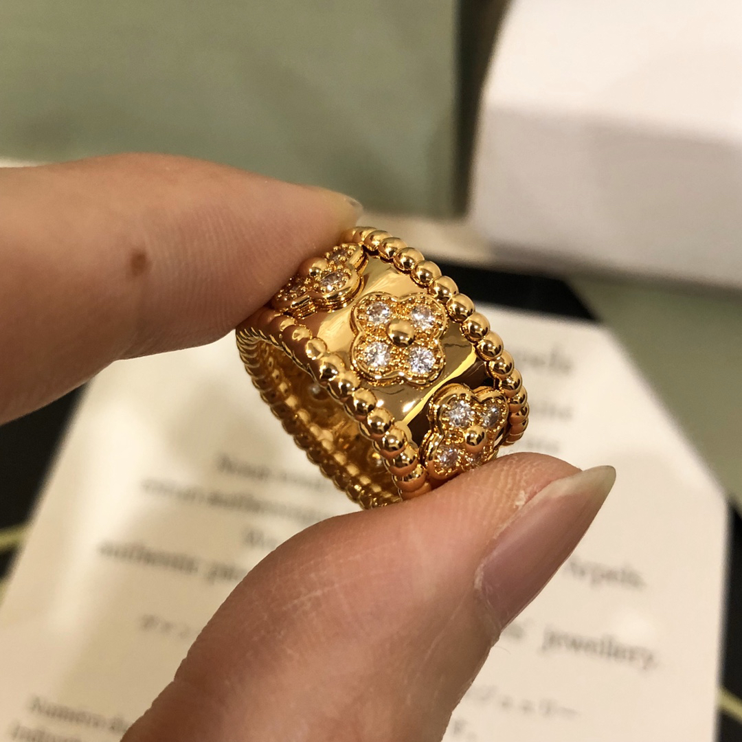 Van Cleef & Arpels ring-57