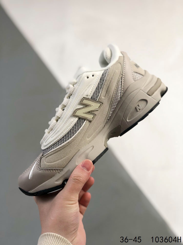 New Balance Sneakers-356