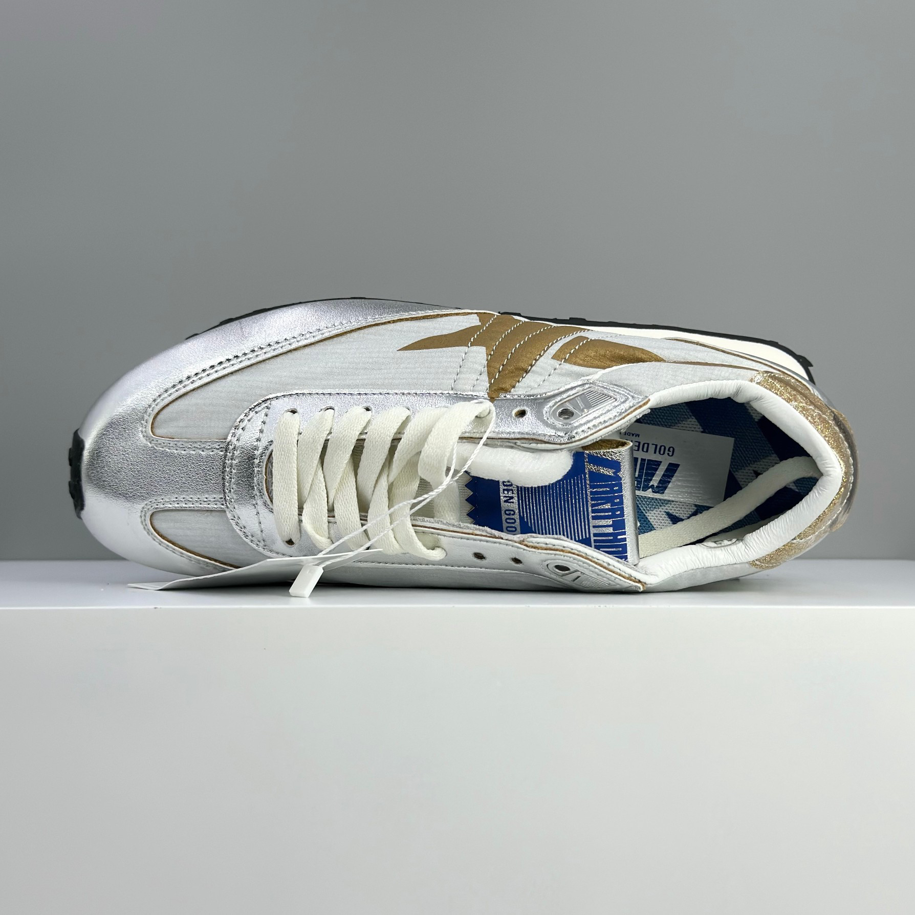 Golden Goose Sneakers-103