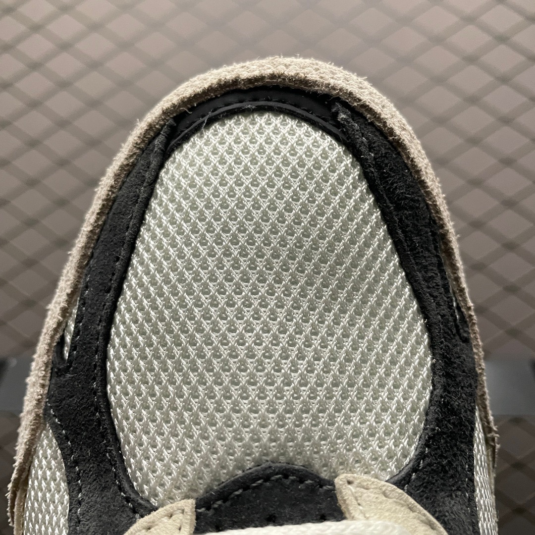 New Balance Sneakers-330