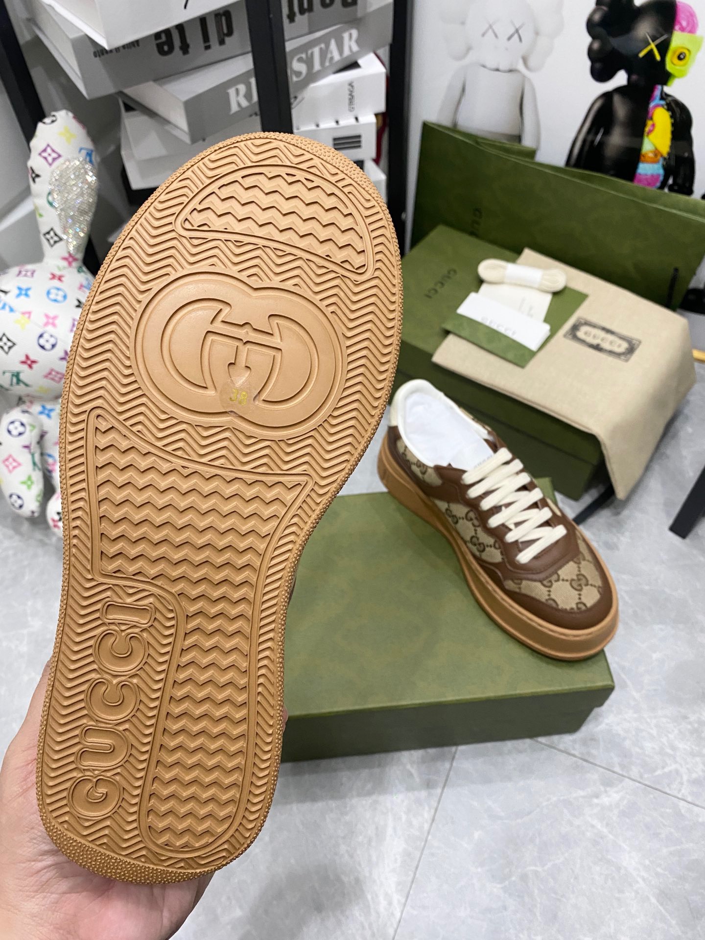 Gucci Sneakers-63