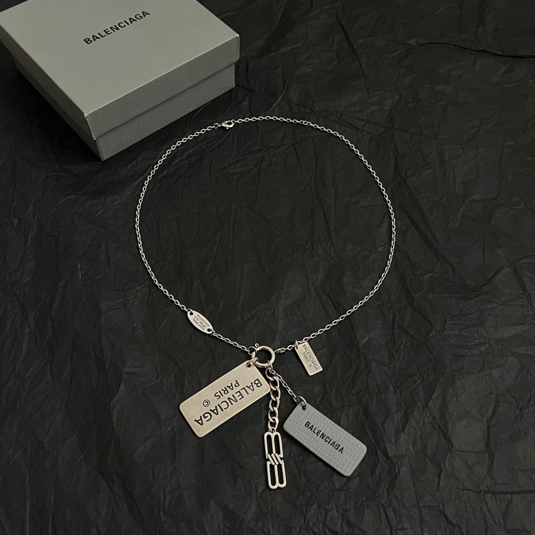 Balenciaga necklace-11