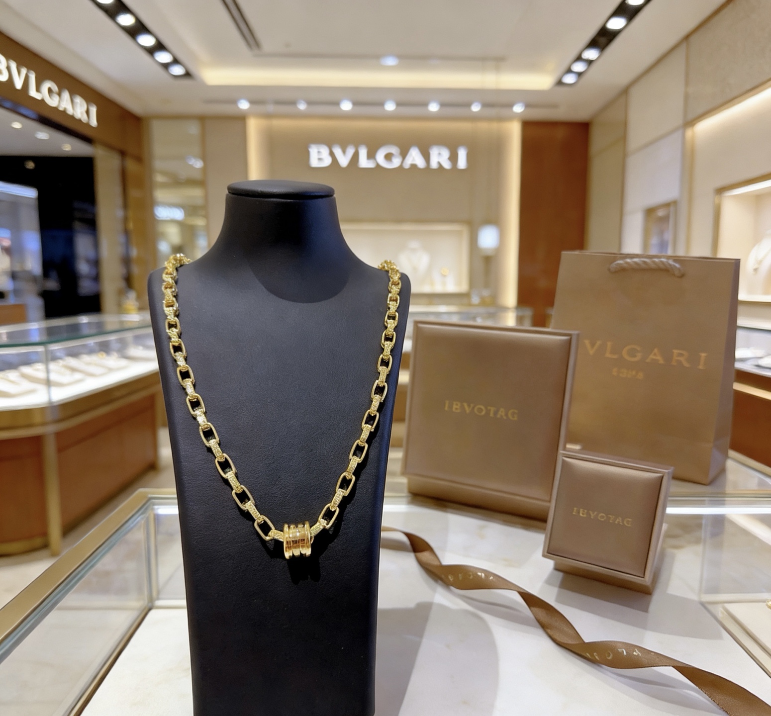 Bottega Veneta necklace-19