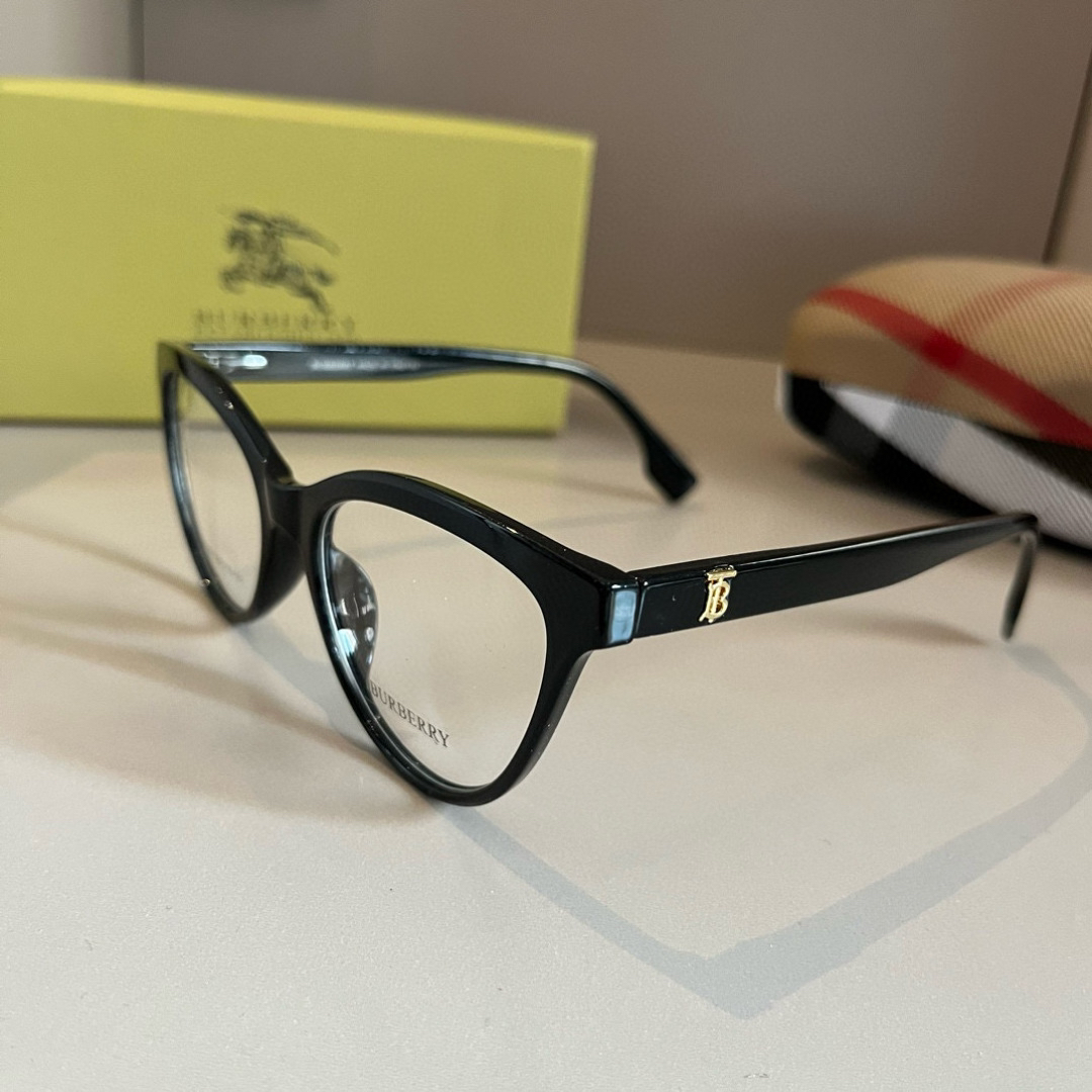 Burberry glasses-17