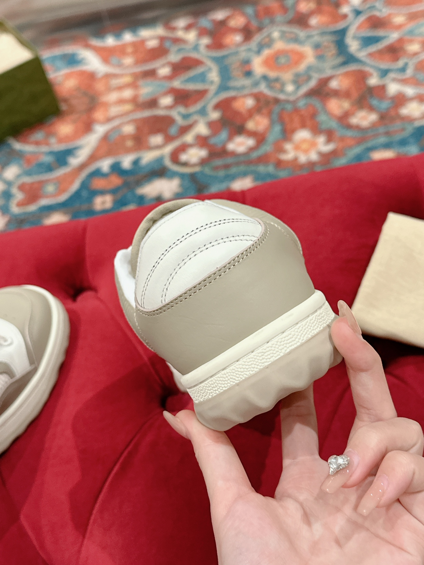 Gucci Sneakers-17