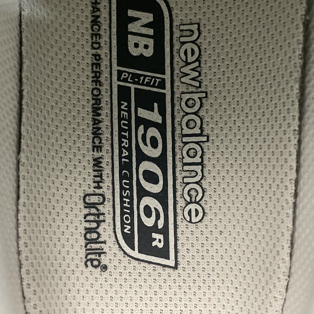 New Balance Sneakers-151