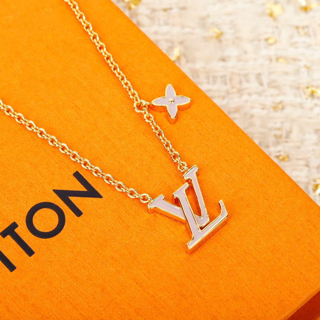 LV necklace-84