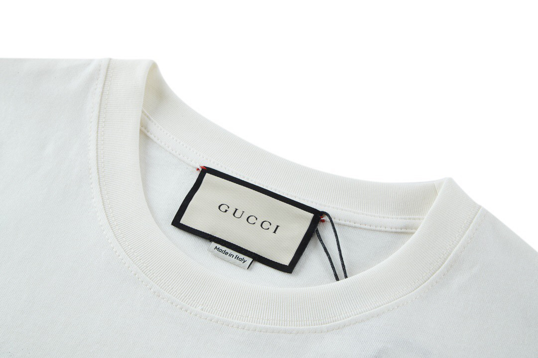 Gucci clothing-96