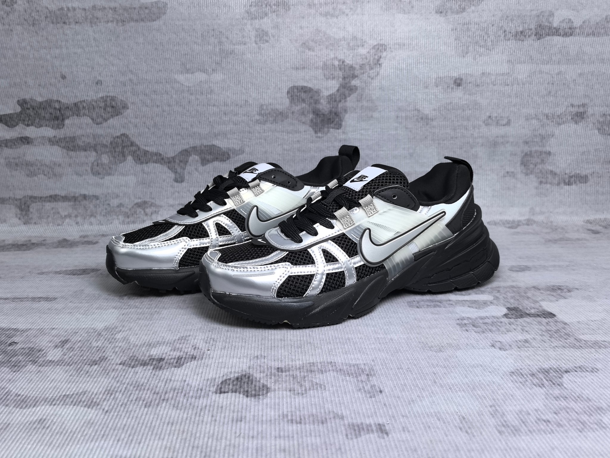 Nike Sneakers-229